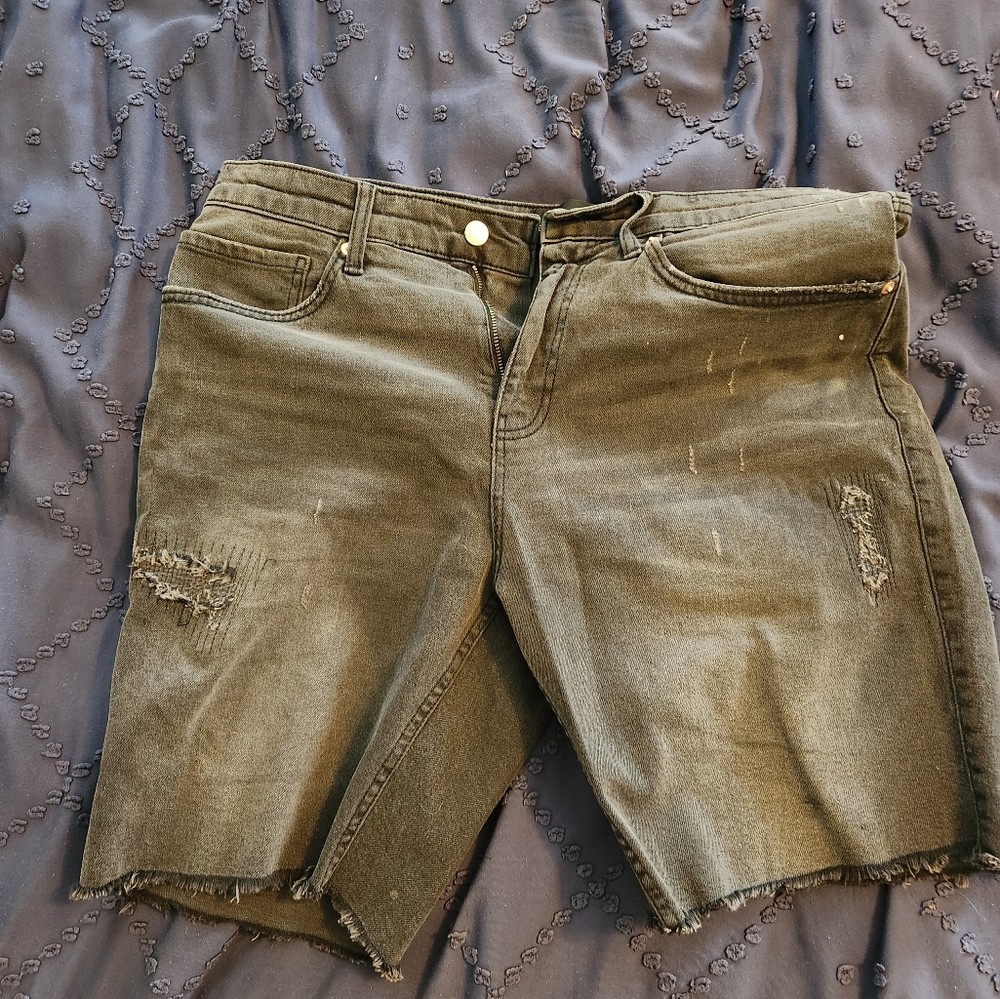 Mens Edgar and Ash cutoff Jean shorts black